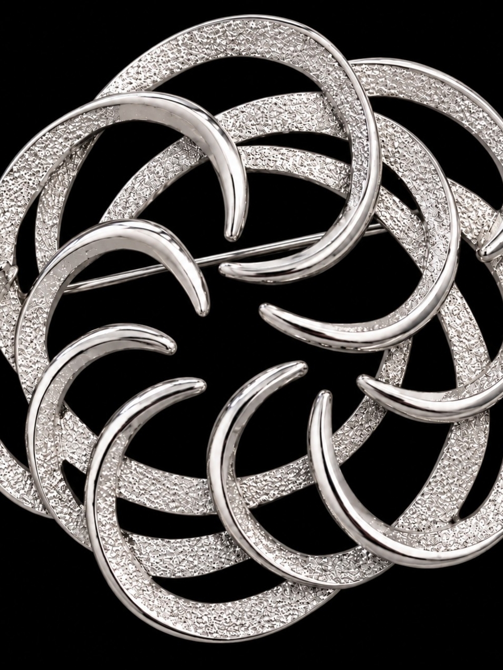 Sarah Coventry Silver Tone Abstract Floral Brooch